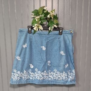 Vintange L.A. Blues Denim Skort with White Floral Embroidery